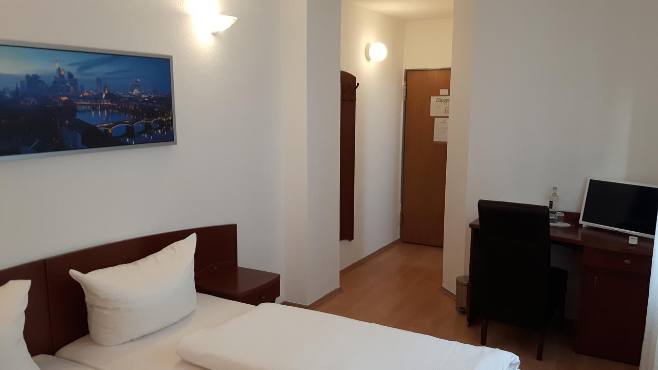Hotel Aurelia Frankfurt am Main Buitenkant foto